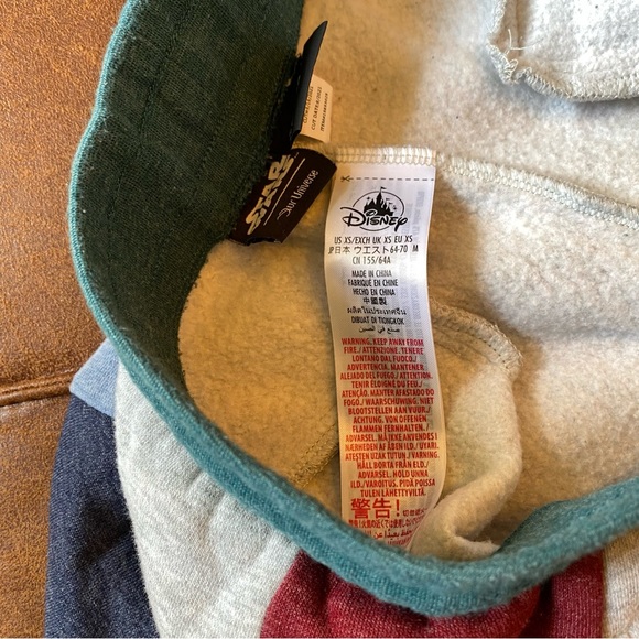 Disney Star Wars Our Universe Skywalker Academy Sweatshirt and Sweat Pants Set - Picture 8 of 14